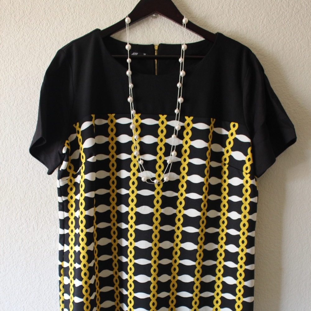 Patterned Shortsleeves Dress